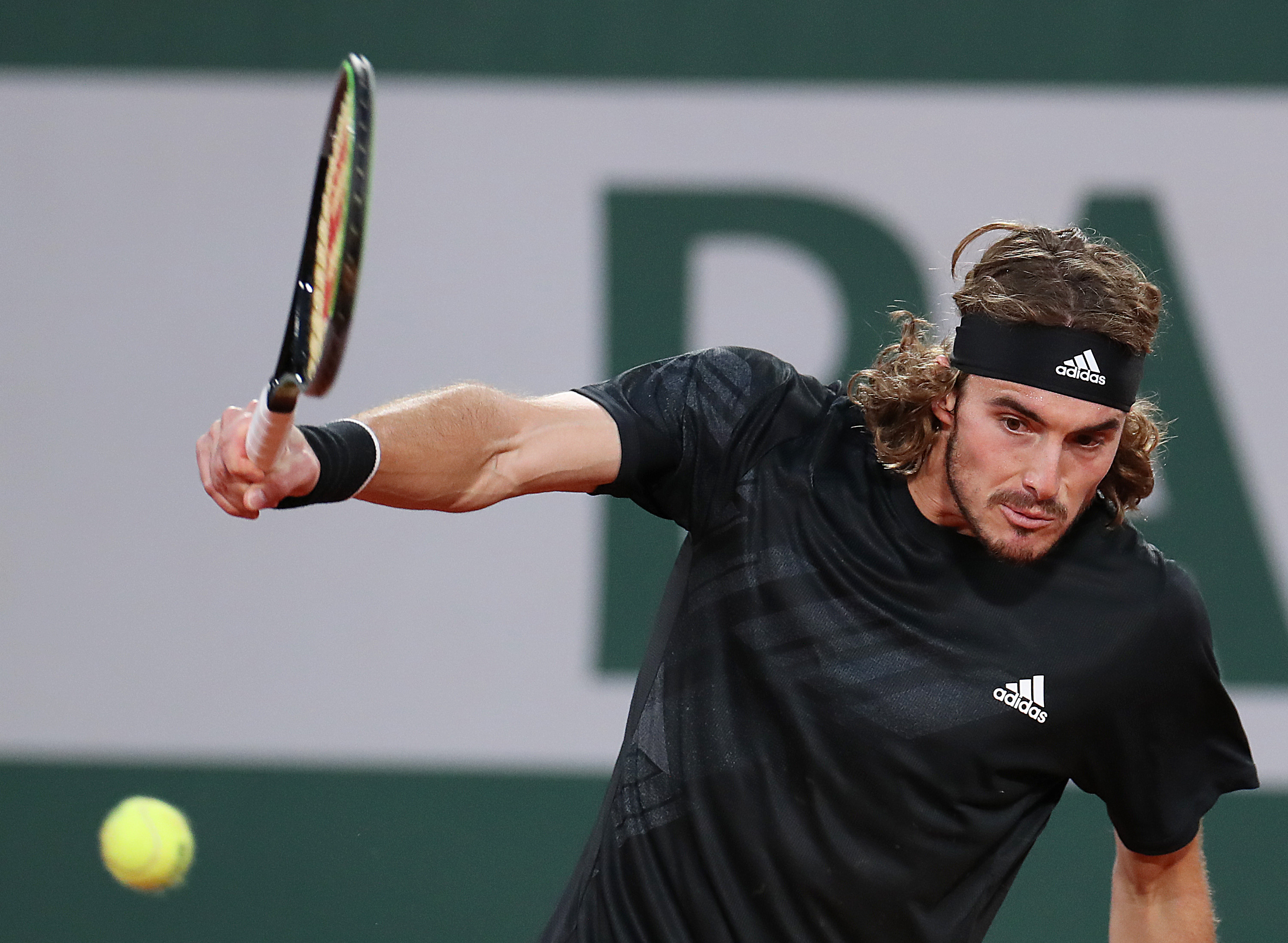 ATP总决赛力克澳网，西西帕斯刷新纪录