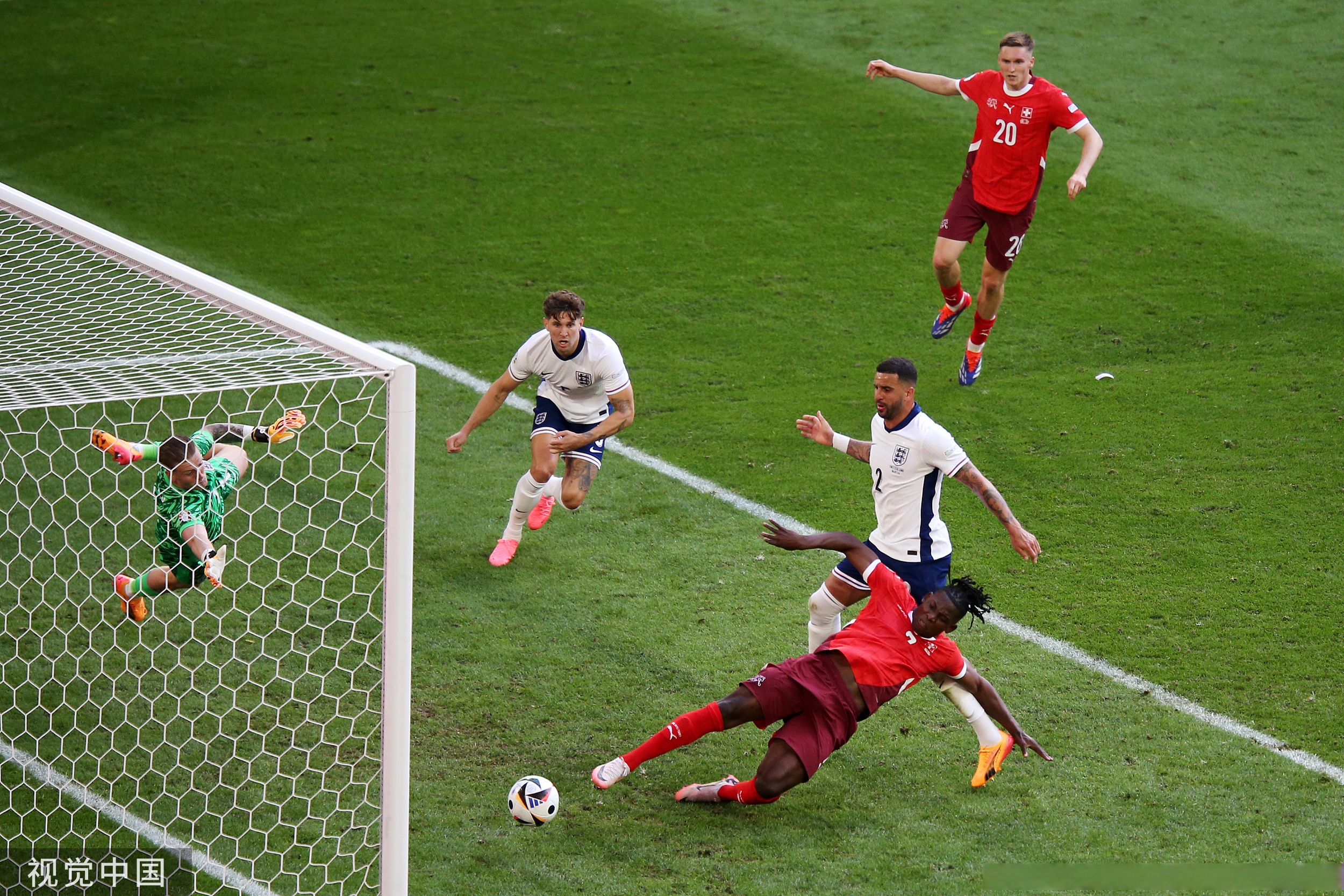 葡萄牙队绝杀瑞典队，林高远点燃赛场