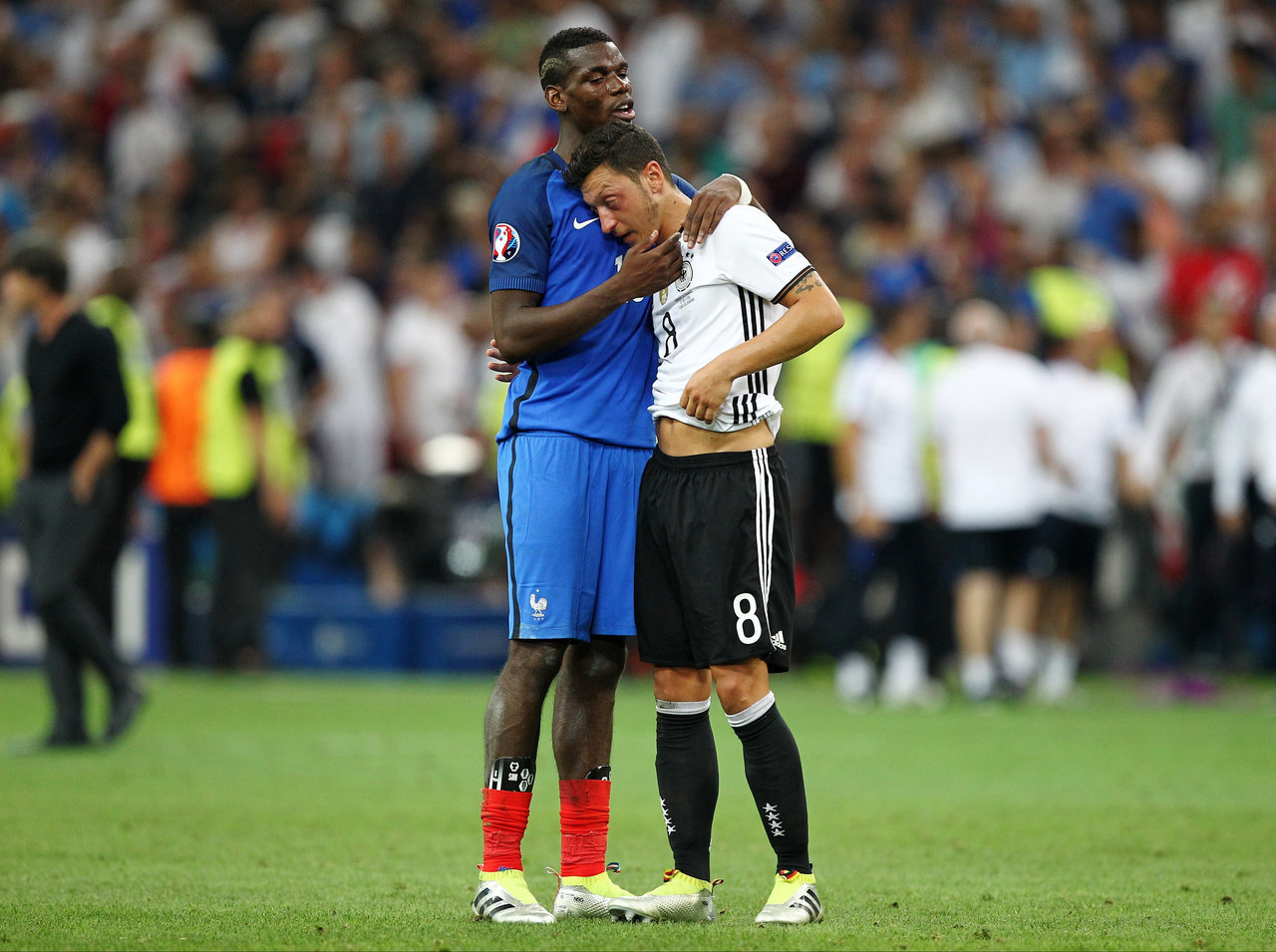 中国队轻取德国队，黄鸭组合带队取胜