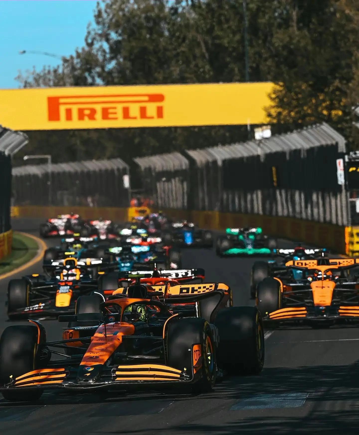 阿斯顿马丁翻盘红牛车队，拉塞尔带队取胜