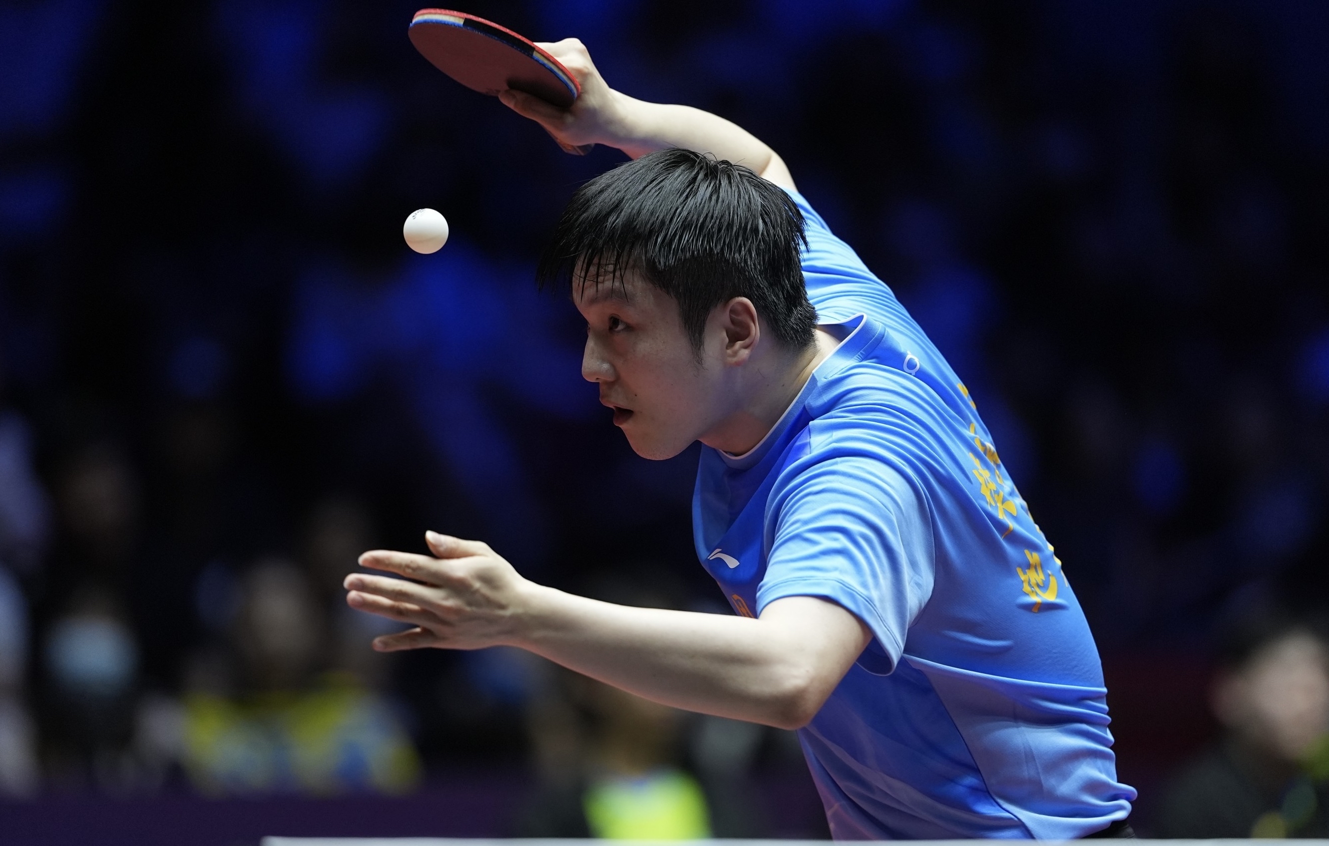 英格兰队险胜瑞典队，樊振东刷新纪录